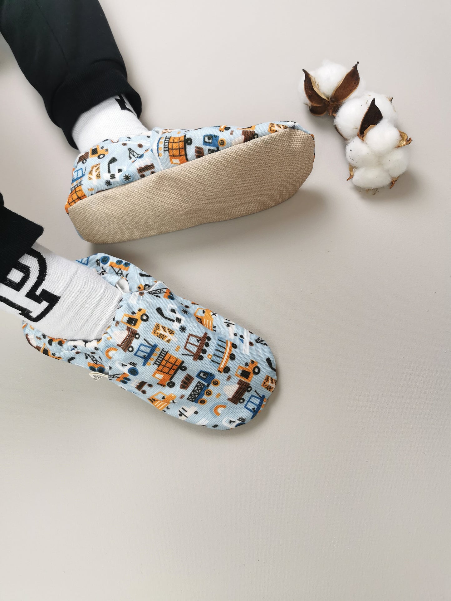 Trucks - Barfußschuhe Babys und Kinder Cotton Moon